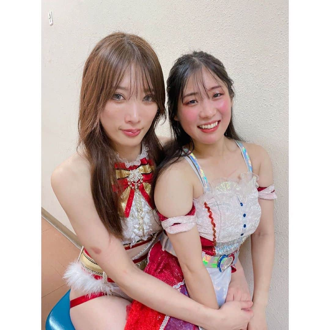 駿河メイさんのインスタグラム写真 - (駿河メイInstagram)「全部受け止めてくれて それでも崩す事は出来ませんでした  赤井さんは永遠のお姉さま  大好きです🤍❤️  #ddtpro  #ChocoPro #gtmv #京都」10月1日 14時59分 - mei_gtmv