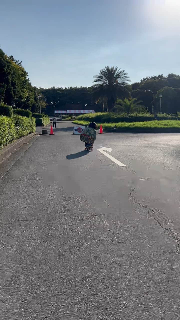 松下幸司のインスタグラム：「#surf #skate #zflexskateboards #cruiser」