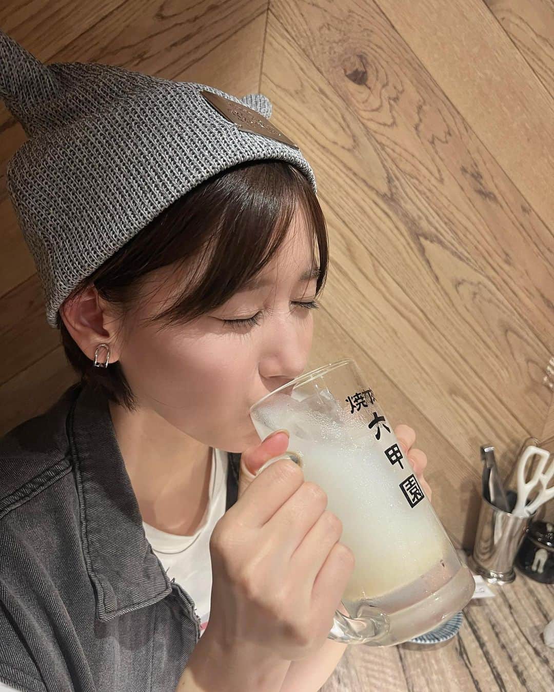 ゆきりぬさんのインスタグラム写真 - (ゆきりぬInstagram)「家族で焼肉行ってきた〜🥩 飲んでるのはカルピスソーダです💭 焼肉って幸せだよね🤤🤤」10月1日 15時49分 - yukirin_u