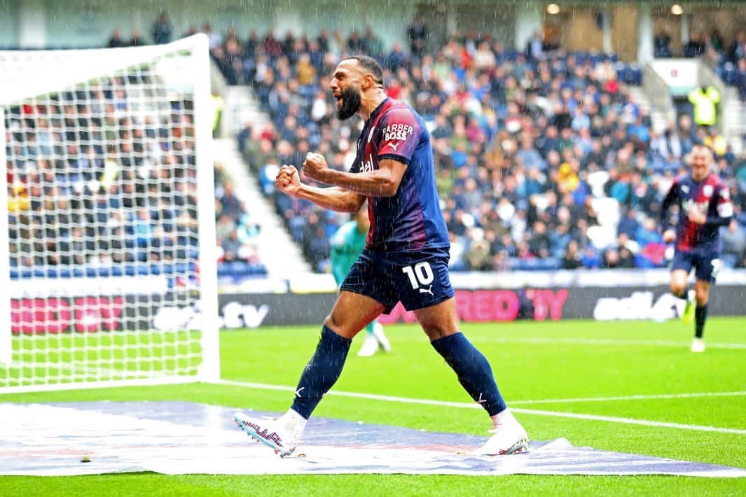 マット・フィリップスのインスタグラム：「+3 and a goal ! well done team !⚽️」