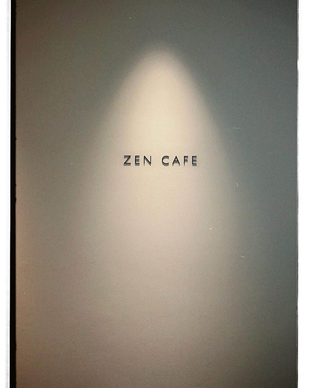 高橋愛さんのインスタグラム写真 - (高橋愛Instagram)「ZEN CAFE いって ㅤㅤㅤㅤㅤㅤㅤㅤㅤㅤㅤㅤㅤ 上の雑貨屋さん行って ㅤㅤㅤㅤㅤㅤㅤㅤㅤㅤㅤㅤㅤ とっても 素敵なお店でした🙏🏻  また行きたい。  そして、ママ かわいい。」10月1日 16時56分 - i_am_takahashi