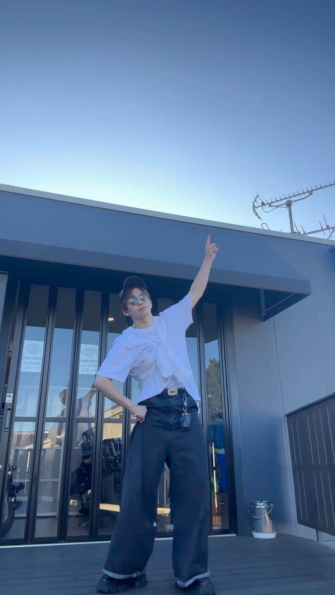 花村想太のインスタグラム：「前1人で踊ってみてたやつ #da_ice #dance #scene @hdcity_nakano」