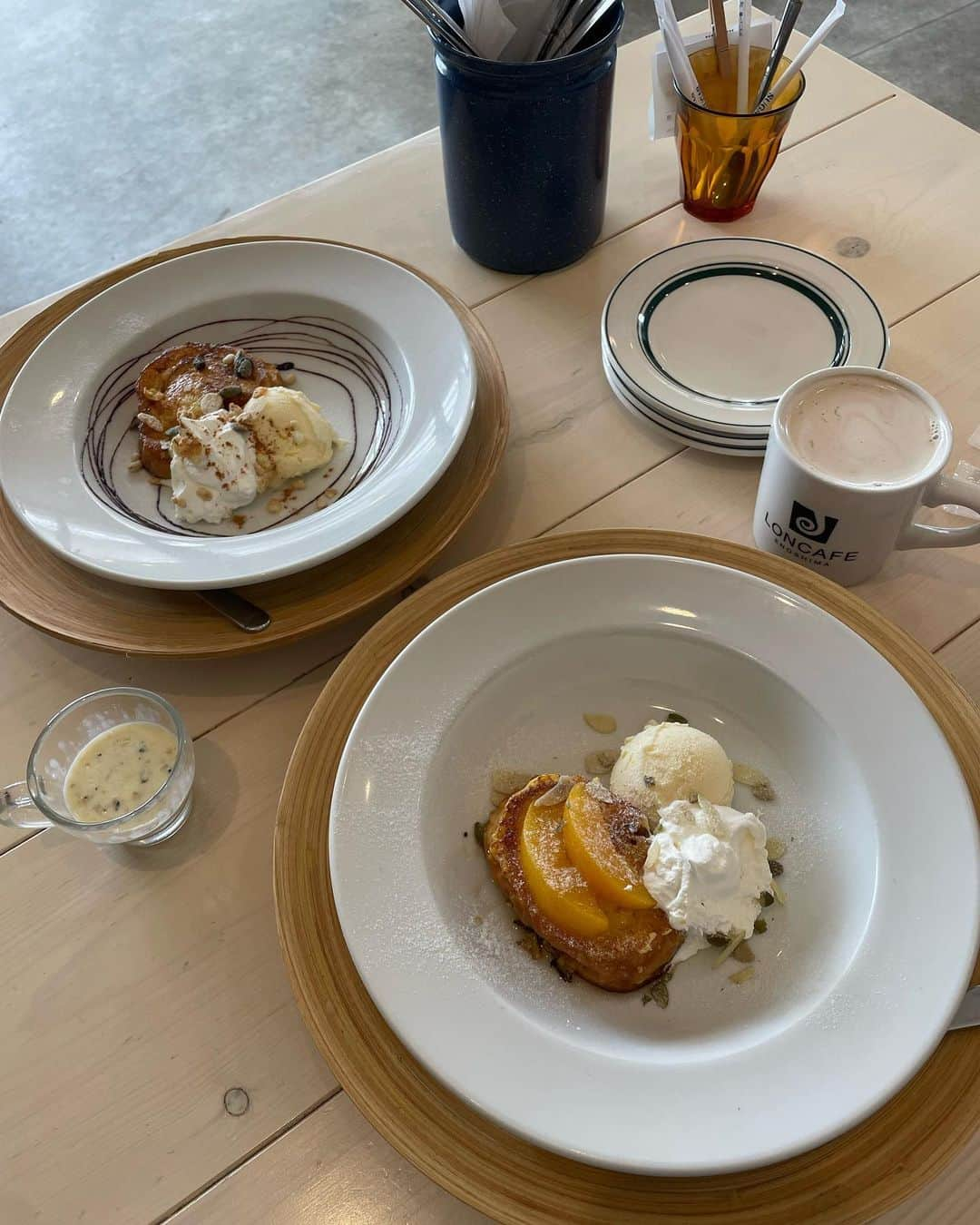 後藤夕貴さんのインスタグラム写真 - (後藤夕貴Instagram)「🥞🌿🍴  今まで何回か江ノ島にいったことはあるけど こんなおしゃカフェあるの知らなかった！ 日本初フレンチトースト専門店らしい🍽️  この日は江ノ島全体が奇跡的に人が全然いなくて すいすい快適に過ごせました＾＾  #江ノ島#loncafe#サムエルコッキング苑#フレンチトースト専門店」10月1日 17時40分 - yuki_gotooo