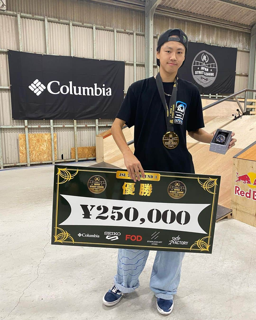 フジテレビ「スケートボード」のインスタグラム：「JSL第3戦 @japanstreetleague  優勝は佐々木音憧 @0228toa  2位 @kento_urano  3位 @aimu_yamazuki   @delicskateshop @odentuntun123」