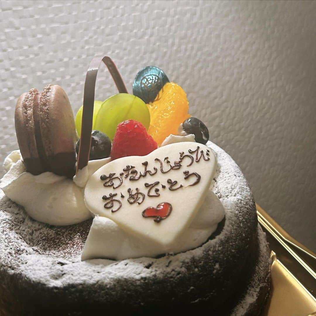 一ノ瀬陽鞠（ひまりん）さんのインスタグラム写真 - (一ノ瀬陽鞠（ひまりん）Instagram)「10.1 Happybirthday papa ☻♡  105歳まで生きてね〜( ⌯₄⌯)」10月1日 23時18分 - lespros_himari