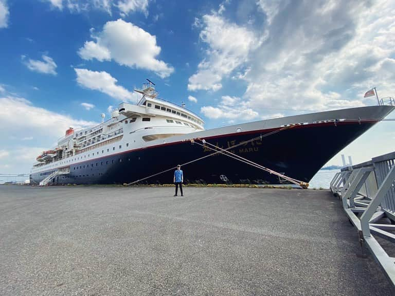 新子景視さんのインスタグラム写真 - (新子景視Instagram)「にっぽん丸🛳️ 八丈島と大洗海上花火クルーズ たくさんのご乗船ありがとうございました！  #にっぽん丸 #八丈島 #大洗 #ブレインダイブ」10月1日 17時52分 - atarashi_kun