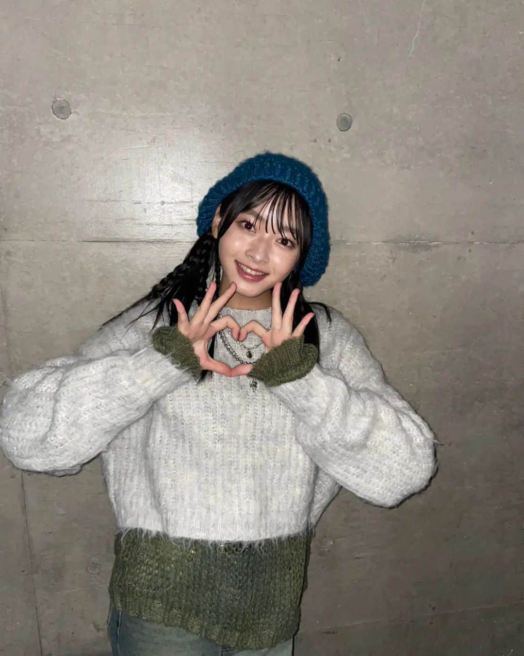 滝口芽里衣さんのインスタグラム写真 - (滝口芽里衣Instagram)「.  昨日はRakuten Girls Award 2023A/Wありがとうございました！  大好きな方と会えたり、みなさんの声やボードを見てとても幸せな1日になりました😸  また出演できるように頑張ります✊🏻  #RakutenGirlsAward #ガルアワ2023 #a/w #autumn #winter #wego #ランウェイ #セブンティーン #seventeen #専属モデル #ありがとうございました #感謝 #スターダストプロモーション #滝口芽里衣 #めりい #ljc #jc3 #08 #🐑」10月1日 17時56分 - merii_takiguchi_official