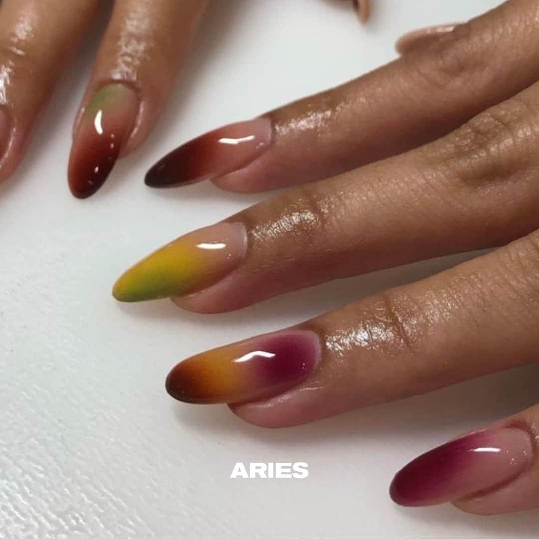 TALLY WEiJLのインスタグラム：「Another round of Fall nail inspo - this time for our feisty yet super hot Fire Signs 🔥💅 #nailspo #nailinspo #zodiacsigns #firesigns #aries #saggitarius #leo」