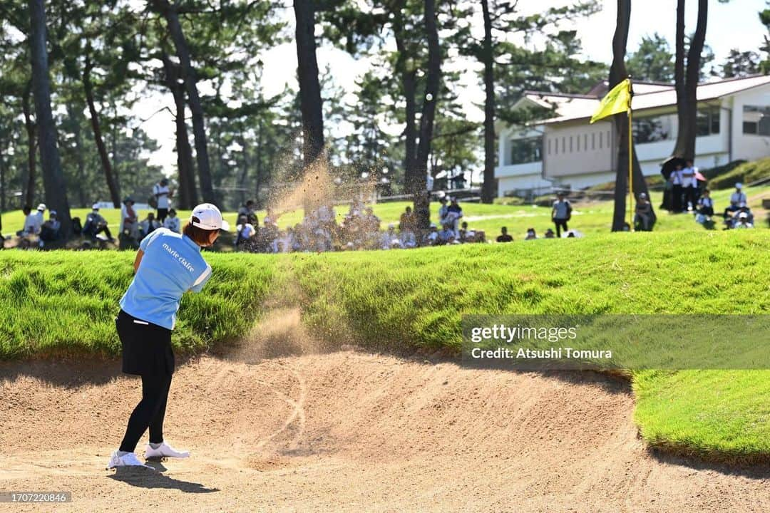 小滝水音さんのインスタグラム写真 - (小滝水音Instagram)「日本女子オープン 予選落ち 4年ぶりの女子オープンでした！ ありがとうございました！  4日間プレーしたかったです🥲本当に悔しい。 また来たくなる素晴らしいコースでした😊  来週はお休みをいただきます。 また富士通でお会いしましょう🙋‍♀️  少しずつスイングにズレが出てきているので、微調整してまた良いパフォーマンスが出せるように頑張ります💪  #akiraproducts @akira_products  #一昇金属  #静ヒルズカントリークラブ  @shizu_hills_country_club  #marieclairegolf @marieclaire_golf @ocean__web  #footjoy @footjoy  @mindful_golf_coaching_」10月1日 18時04分 - ochobo36mio