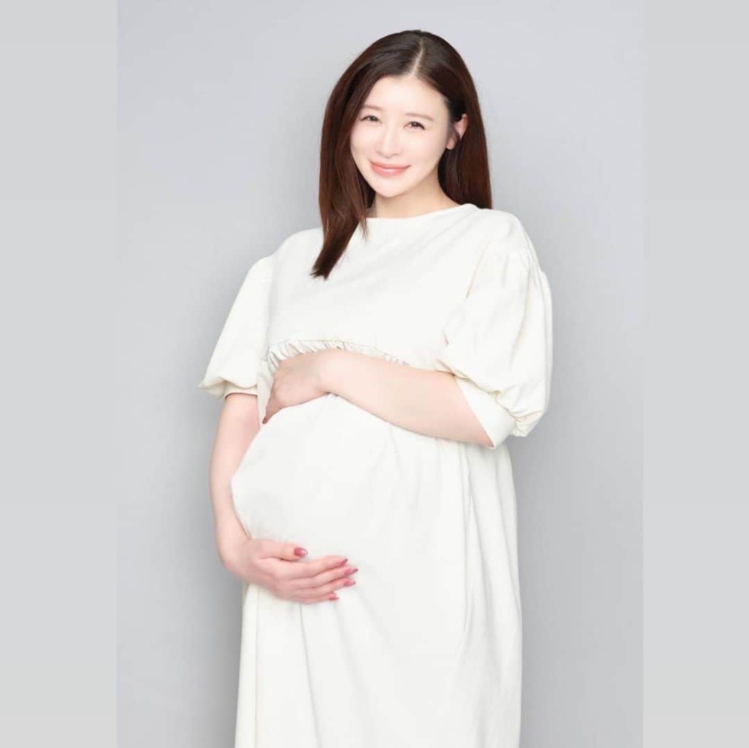 手島優のインスタグラム：「✨🕊️✨　  本日より手島優　 産休に入らせて頂きます🤰  出産に向けてまだ気は抜けませんが頂いた奇跡を信じて頑張ります👶✨  お仕事復帰のタイミングなどは決めておらず　　  体調や環境と相談して戻って参ります🌈 　 　 　  母としてお仕事に戻って来る時には家族を守る事を優先したいので発言や行動などなど…  　 　  もしかしたら今までの様にいけない事もあるかもしれませんが💦  扱いにくいタレントには決してなりませんので　 　  引き続きお仕事関係者の皆様、 ファンの皆様よろしくお願い致します✨  　 　　　  　 　　　　  　　　2023年10月1日　手島優　  #お知らせ　#産休　#産休突入 #頑張ります #出産　#出産準備 #臨月」