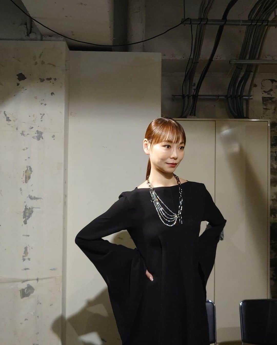 上野水香さんのインスタグラム写真 - (上野水香Instagram)「@shibusei_seibu_shibuya  西武渋谷店にて、  #ヨウジヤマモト @yojiyamamotoofficial の素敵なドレスを着てのトークイベント。 バレエのことからファッションのことまで、 @dan_tsukamoto 柄本弾さんと、いろいろお話しさせていただきました。  ご来場いただいた皆様ありがとうございました🙇‍♀️」10月1日 18時13分 - mizukaueno