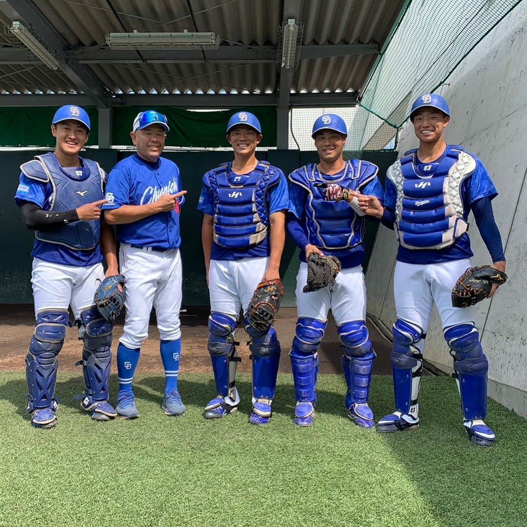 小田幸平のインスタグラム：「今日はウエスタンリーグ最終戦⚾️ 筑後でソフトバンクと試合でした。 あと奨太、ふくちゃん、タニモンにとっても2軍最終戦⚾️ 本当に本当にお疲れ様❗️ あとは1軍で3日直倫と4人で引退試合⚾️ ひとまずお疲れ様。 #中日#ドラゴンズ#引退試合#タマホーム筑後スタジアム#ソフトバンクホークス#2軍戦終了#はげch#大野奨太#福田永将#谷元圭介#堂上直倫#バンテリンドームナゴヤ」