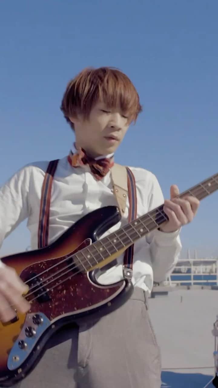 のインスタグラム：「10th ANNIVERSARY GIFT ALBUM「DREAMS」 リリースまであと24日！ 2015年「バイリンガール」Music Video  #gogovanillas #バニラズ #DREAMS #バイリンガール」