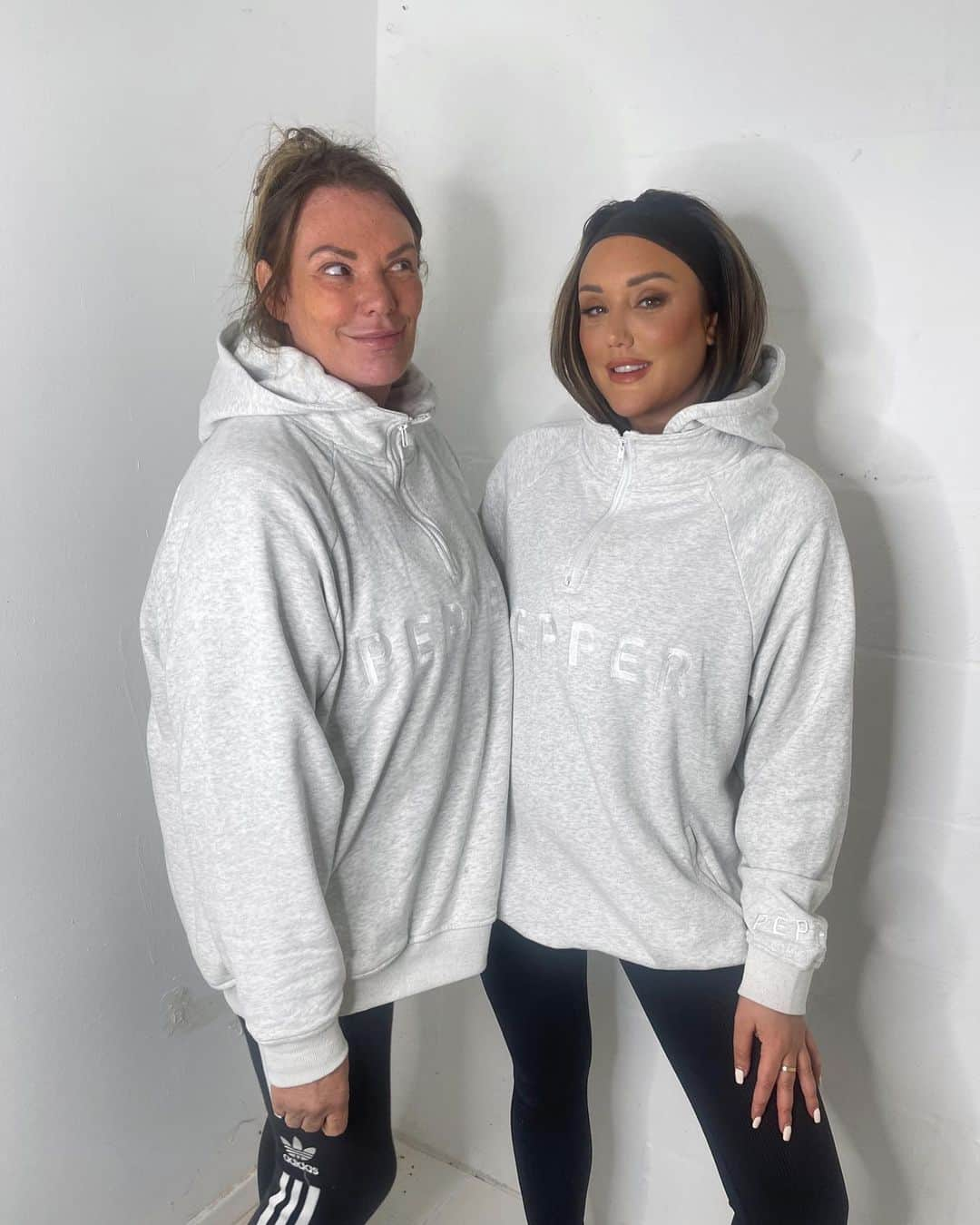 Aka SCUBA CHARLOTTEのインスタグラム：「My mama my best friend 🤍 Matching hoodies @peppergirlsclub guys it’s the last day of the sale today! 30% off everything online! Use code PEPPER30 🩶」