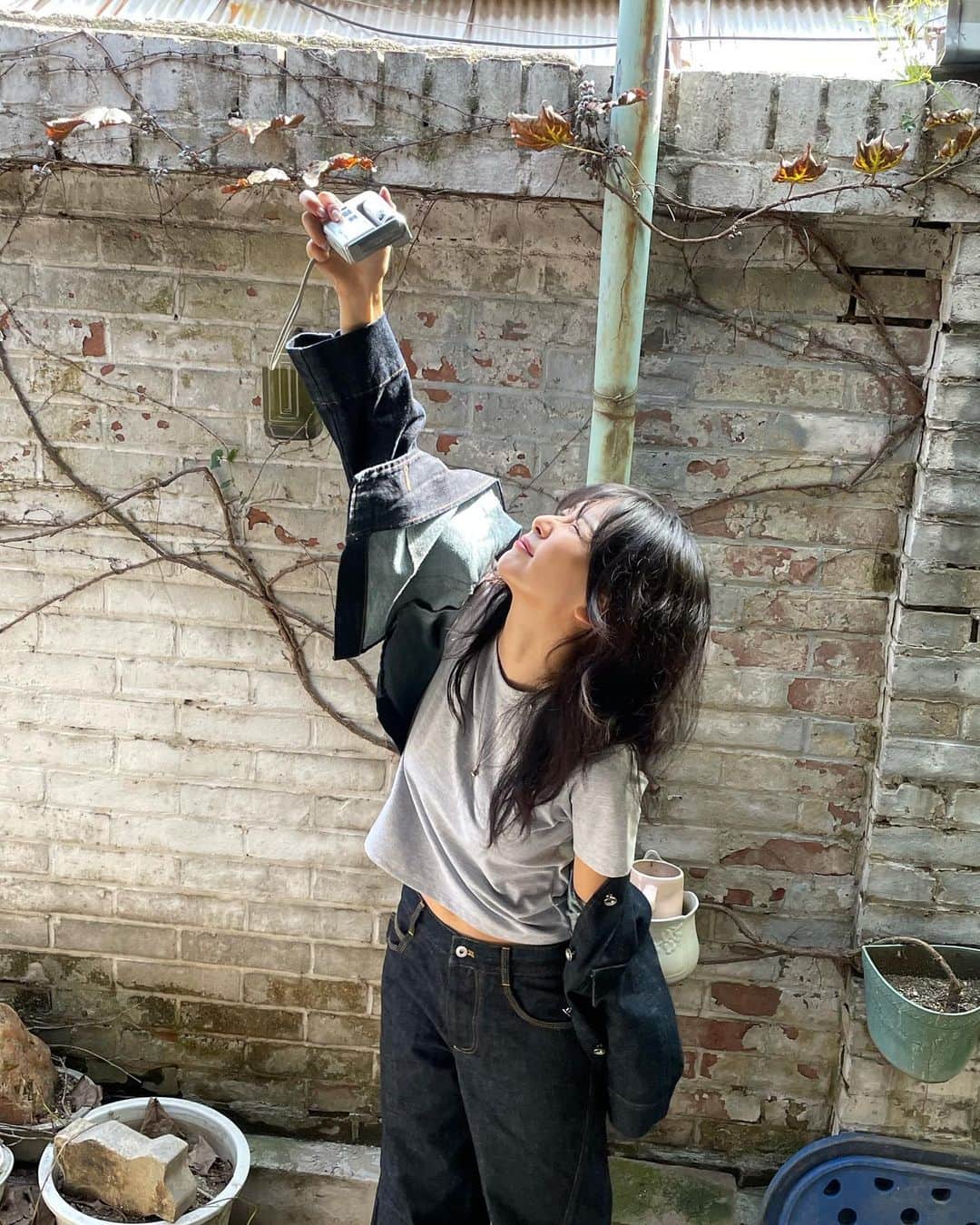 のインスタグラム：「연휴 잘 보내고 계신지🌝  📸 @sukyzin」