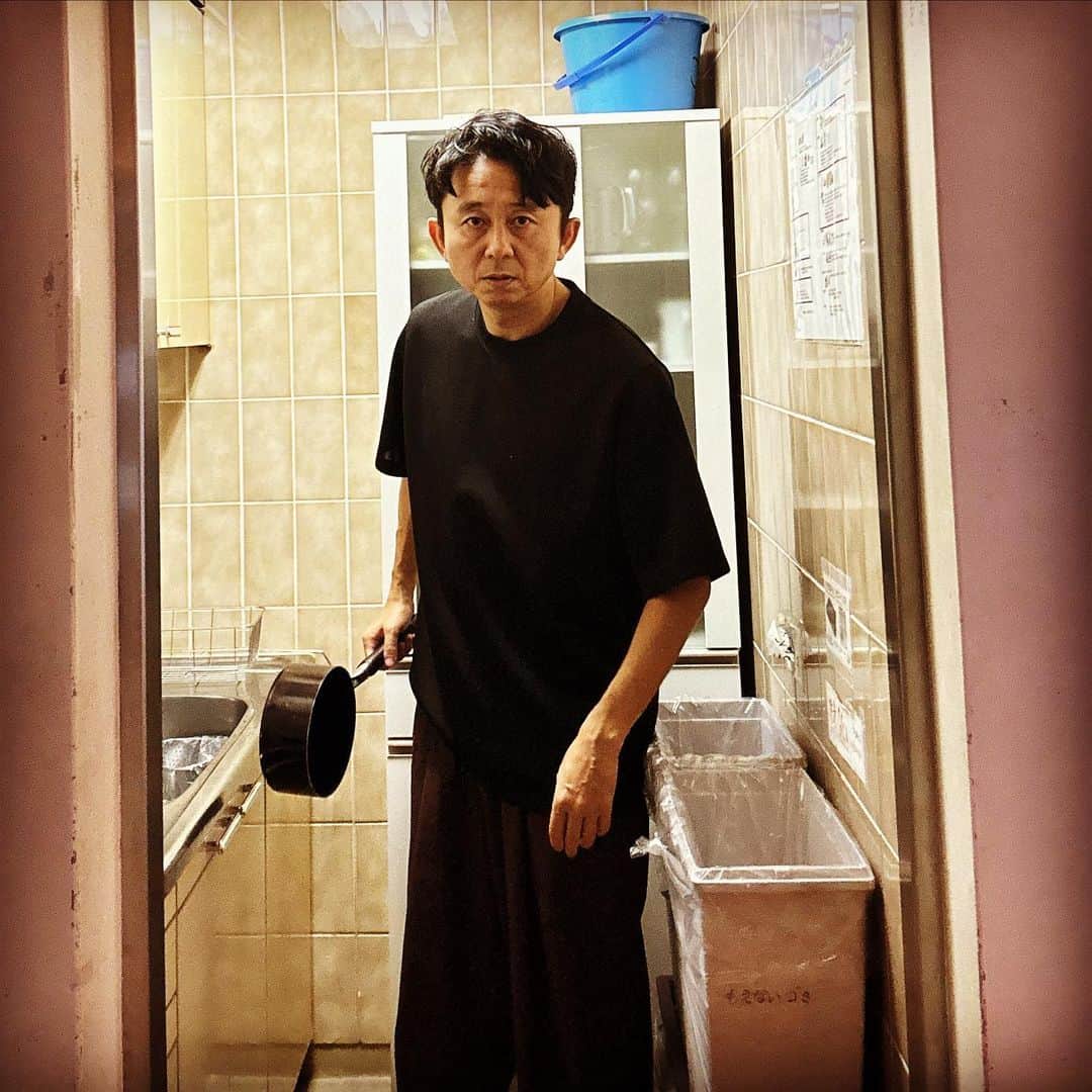有吉弘行のインスタグラム：「家に張り紙多い系。」