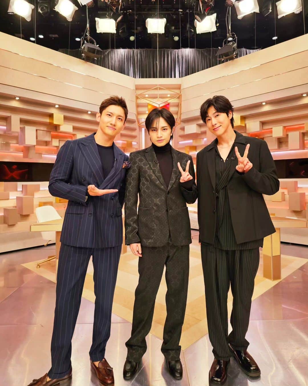 ユンホのインスタグラム：「. 즐거웠어요!~ 나카지마상도 고마워요!^^ #東方神起」