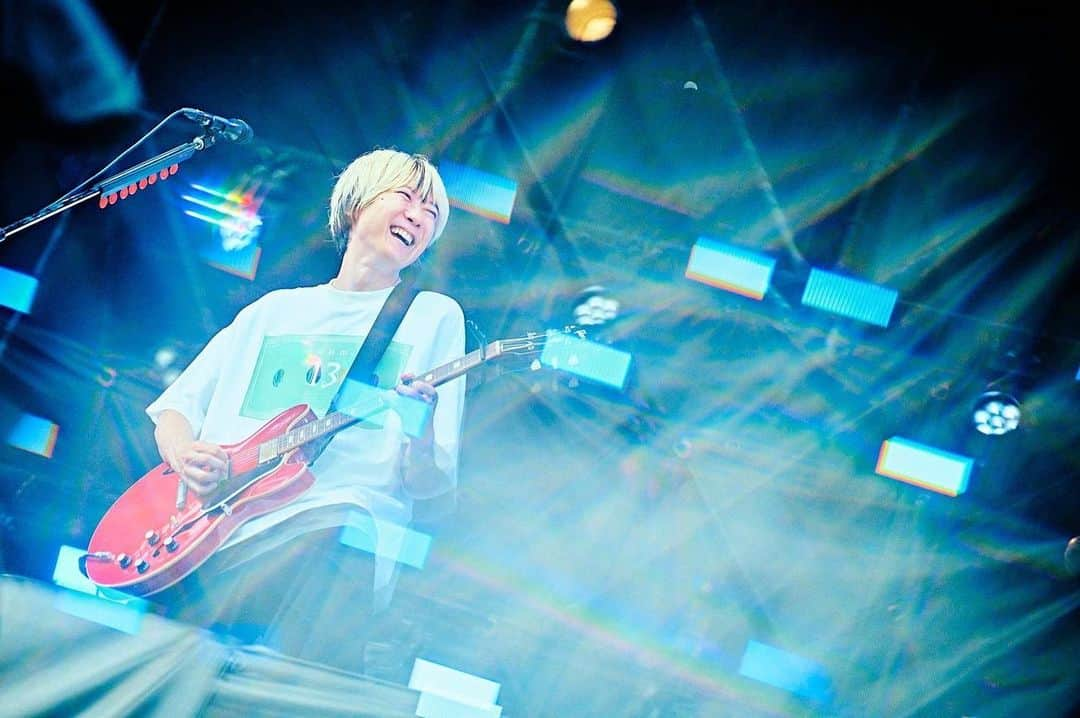 BLUE ENCOUNTさんのインスタグラム写真 - (BLUE ENCOUNTInstagram)「. 2023.10.01 『PIA MUSIC COMPLEX 2023』 @ 新木場・若洲公園  Guest Bassist / 猪野進一さん(IRabBits) @shinichi.ino   📸@hamanokazushi   #ぴあフェス」10月1日 20時03分 - blueencount_official