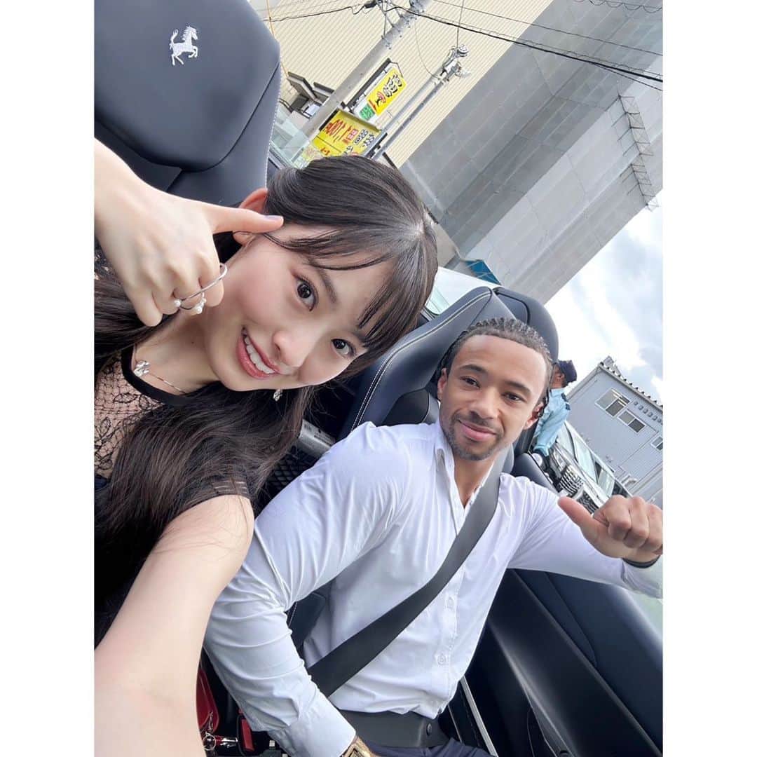 井本彩花さんのインスタグラム写真 - (井本彩花Instagram)「． 守谷GTグランプリに参加させて頂きました🏎✨  迫力凄かったなぁ、、、、😳😳  パレードでは、ヤン・マーデンボローさん ( @jannthaman )と一緒の車に😊 素敵な経験をさせて頂きました✨  ありがとうございました💫  ワンピース @sakayori_official   アクセサリー @reflection.co_official  @the.pr_   シューズ @daniella_and_gemma   #守谷gt」10月1日 20時16分 - imoto_ayaka_official