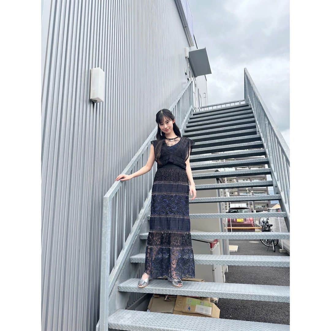 井本彩花さんのインスタグラム写真 - (井本彩花Instagram)「． 守谷GTグランプリに参加させて頂きました🏎✨  迫力凄かったなぁ、、、、😳😳  パレードでは、ヤン・マーデンボローさん ( @jannthaman )と一緒の車に😊 素敵な経験をさせて頂きました✨  ありがとうございました💫  ワンピース @sakayori_official   アクセサリー @reflection.co_official  @the.pr_   シューズ @daniella_and_gemma   #守谷gt」10月1日 20時16分 - imoto_ayaka_official