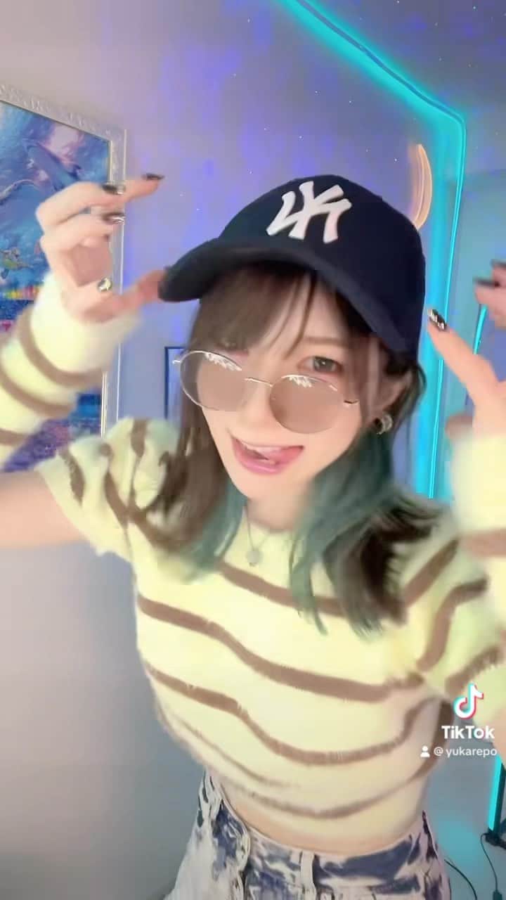 yukapinのインスタグラム：「#awich #dance #優歌レポ」