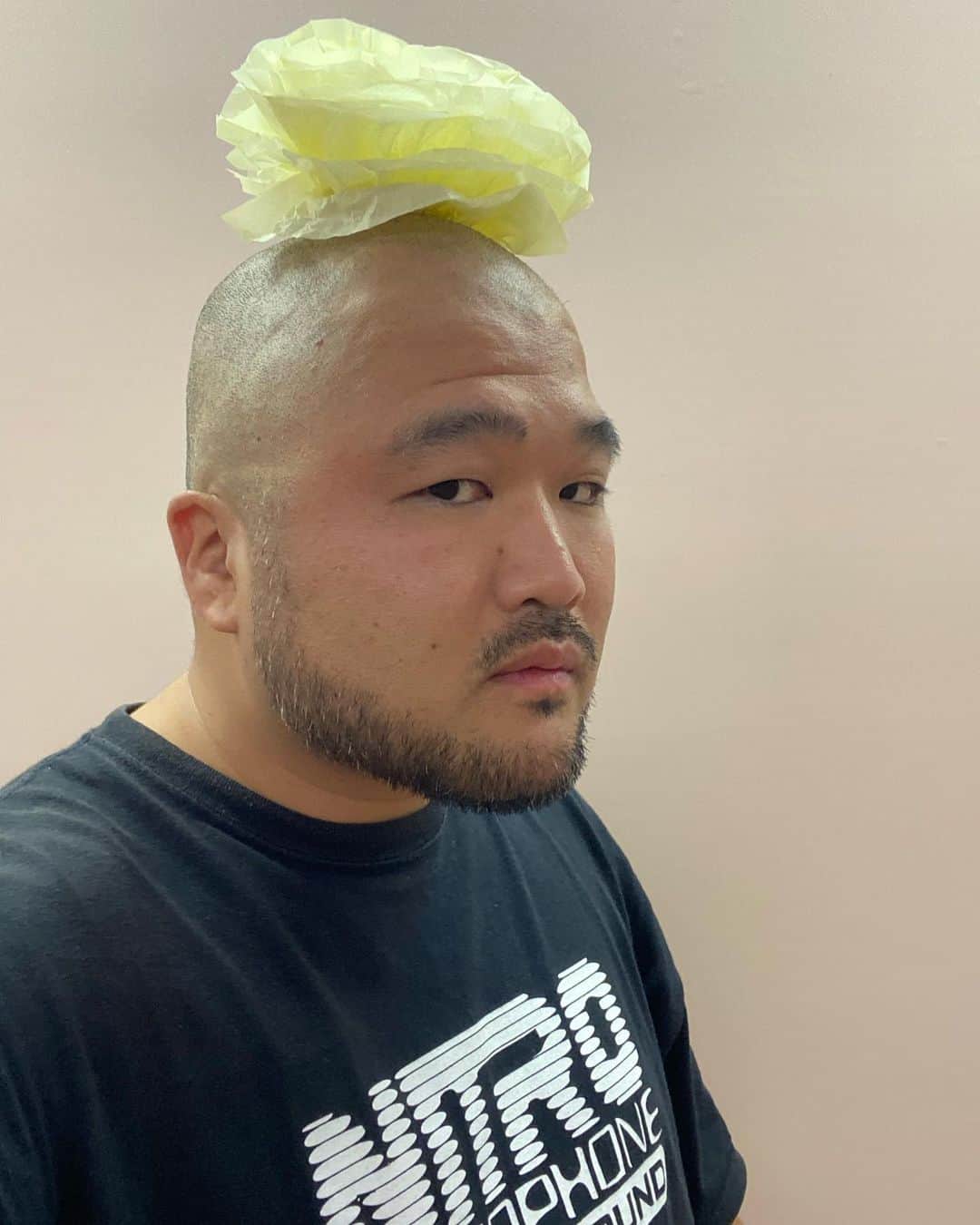 長谷川俊輔（クマムシ）さんのインスタグラム写真 - (長谷川俊輔（クマムシ）Instagram)「フルサタ！最終回ありがとうございました！！  みんなとの写真を載せると悲しくなっちゃうのと  ここには書ききれないくらいの 思い出があり過ぎるので  とりあえず色んな色の長谷川で楽しんでください！  また富山はちょくちょく行かせてもらいます！！   #みんなはどの長谷川が好き？  #ピンク長谷川  #青長谷川  #黄色長谷川  #緑長谷川  #紺色長谷川  #白長谷川  #薄ピンク長谷川  #水色長谷川  #富山  #フルサタ  #キャラクター  #森の妖精  #妖精  #花  #flower」10月1日 20時52分 - haseman80000000