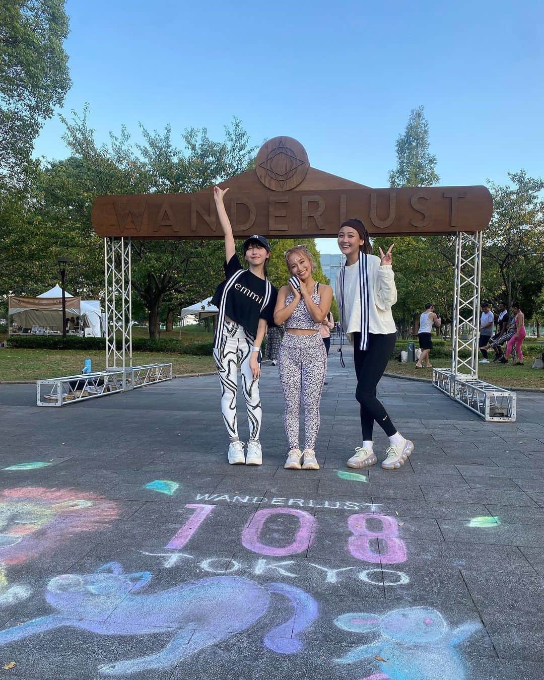のインスタグラム：「お外で運動気持ちよかったの🌬️🍃 りさこさんとまこちゃんにも会えて嬉しい🫶🏼  #wanderlust #wanderlust108」