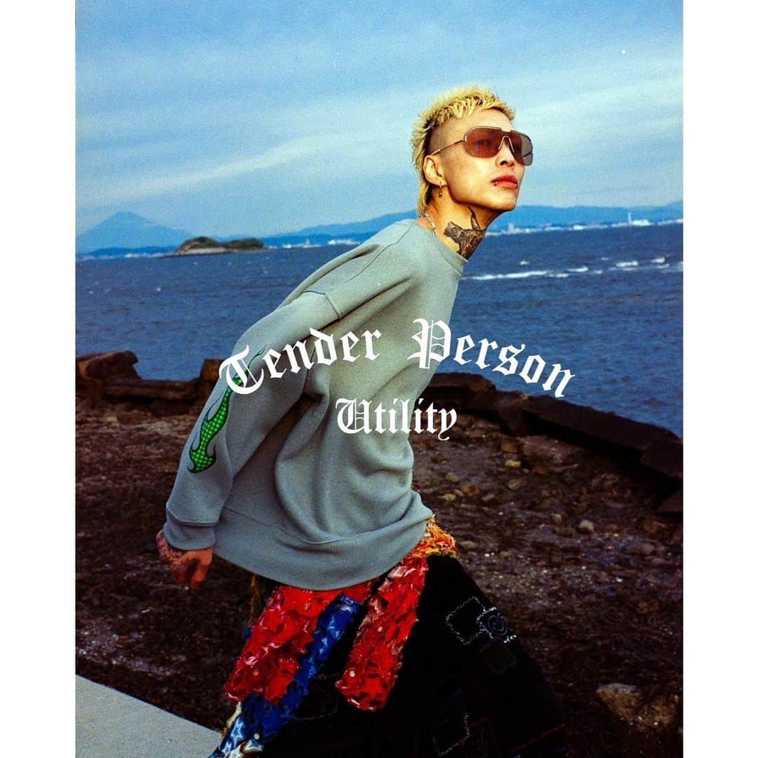 橘昌吾のインスタグラム：「TENDER PERSON & utility WORK SHOP ⁡ Photography @yohei_ohno_  Direction&Styling @shogo_tachibana  Model @ija_alonedogs  Design @tenderperson @utilityharajuku  ⁡ #tenderperson #utilityharajuku #styling」