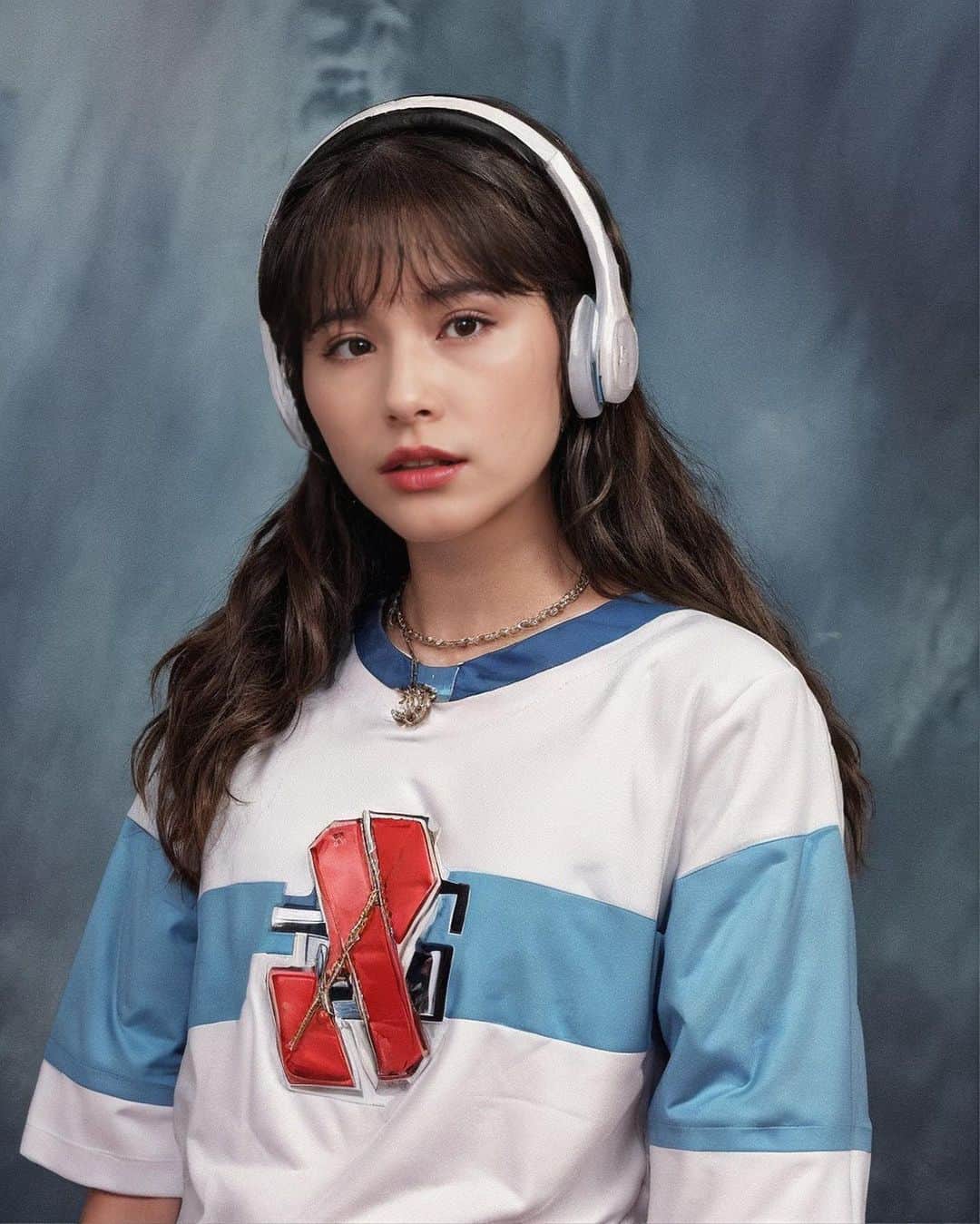 花咲いあんさんのインスタグラム写真 - (花咲いあんInstagram)「このハイスクールに入学したら どの子に告白する？💌   #yearbook  #イヤーブック  #highschool  #お花スクール  #ごめんけど  #全部私  #さぁ  #選んでね  #ai  #y2k  #たまにお母さんに似てる」10月1日 21時30分 - ohanachan_087087