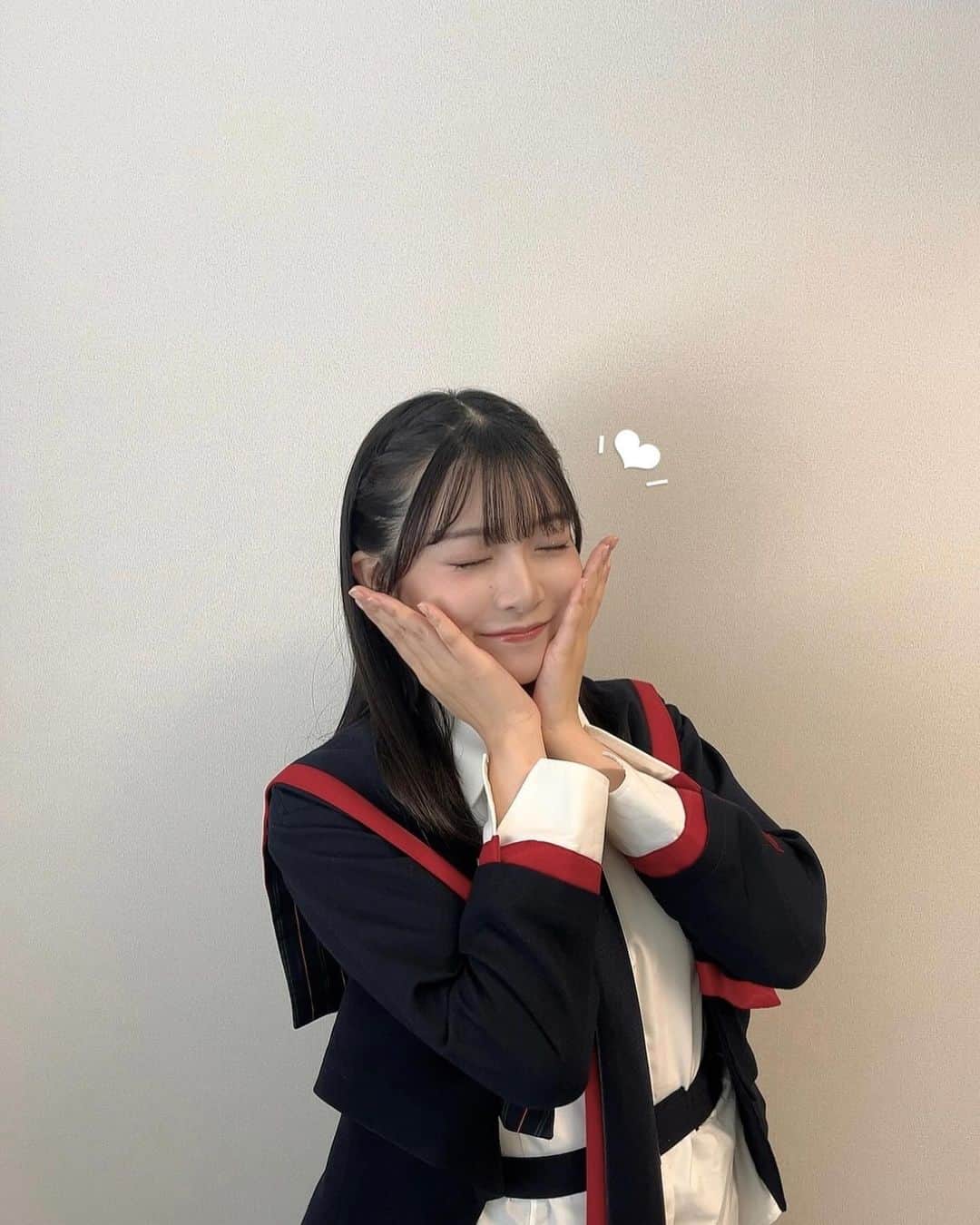 小越春花のインスタグラム：「🍁 10月になったなんて早いいですね すいーとぽてとみたいな顔してる  #NGT48#小越春花#アイドル衣装#新潟」