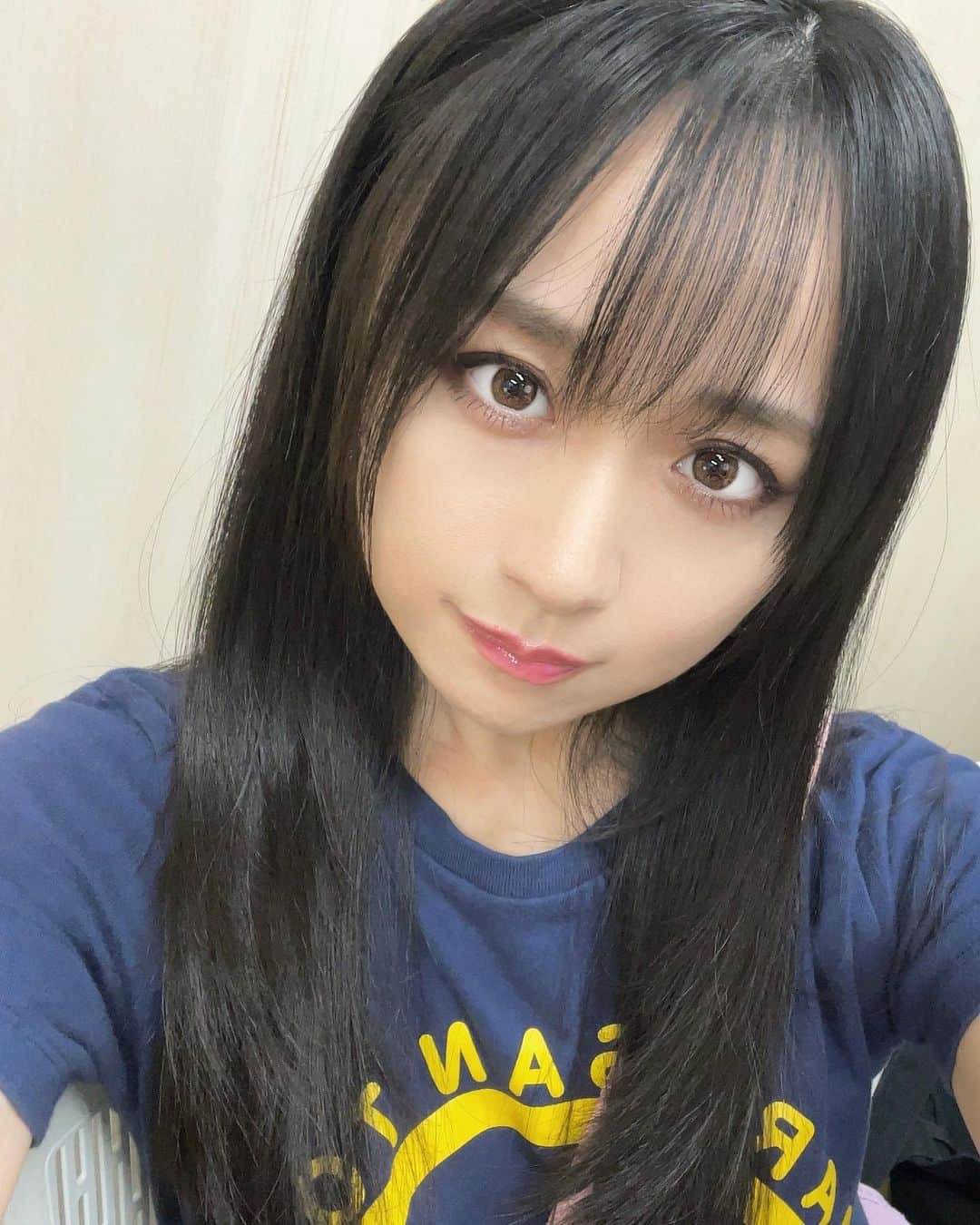 久保亜沙香のインスタグラム：「おはよう₍ᐢ- ̫-ᐢ₎  朝は涼しいね〜」