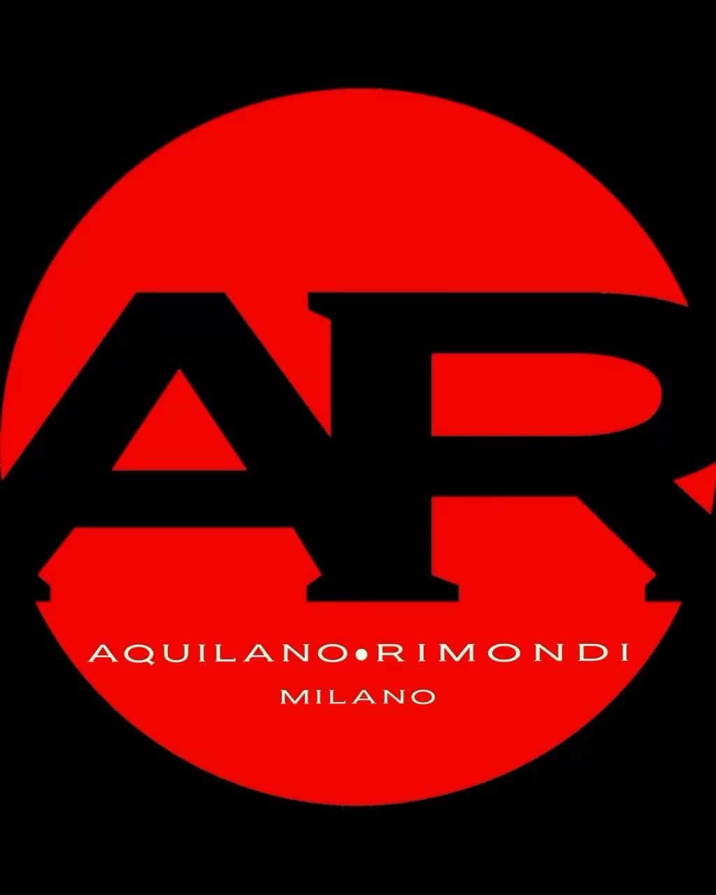 アキラーノエリモンディのインスタグラム：「The pure #white in @aquilanorimondi_official #ss24 #fashion #cool #collection by @aquilanorimondi_personal ❤️❤️❤️❤️@rg__showroom @olgashererofficial_ @iampaoloturina @franciebona @robertopagnini @massimobestettiph」