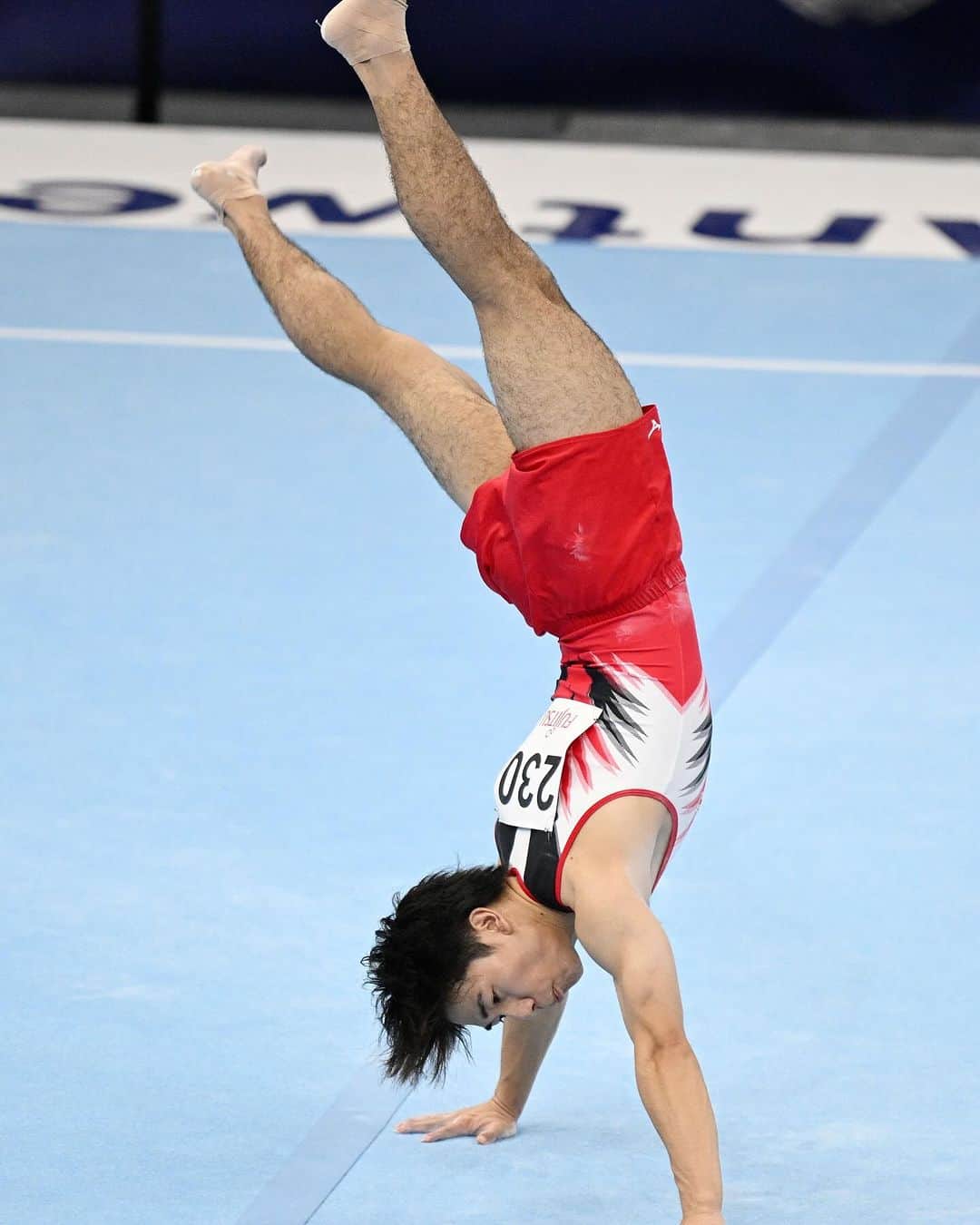 のインスタグラム：「#世界体操2023   【種目別決勝進出】🇯🇵 ゆか　　南一輝　橋本大輝 あん馬　千葉健太 つり輪　萱和磨(リザーブ2) 跳馬　　南一輝(リザーブ3) 平行棒　杉本海誉斗　萱和磨 鉄棒　　橋本大輝　千葉健太  #体操ニッポン  #Antwerp2023  #artworlds2023   @aflosport / JGA 写真：アフロスポーツ/JGA」