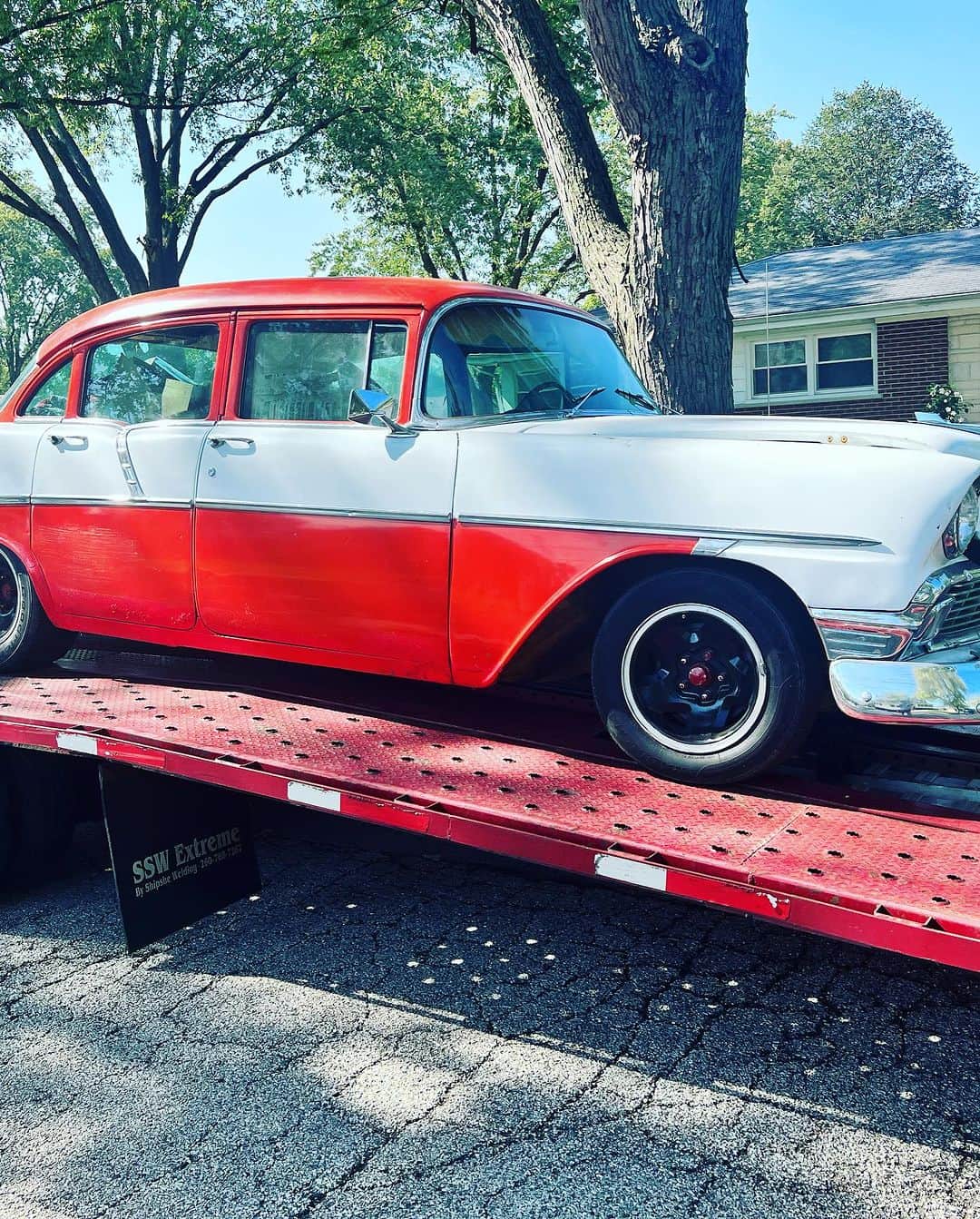 クリス・クニエリムのインスタグラム：「New Project!! 56 Chevy from my grandfather. I’m excited to get back on the road. Follow along on the adventure. #winterproject #56chevy」