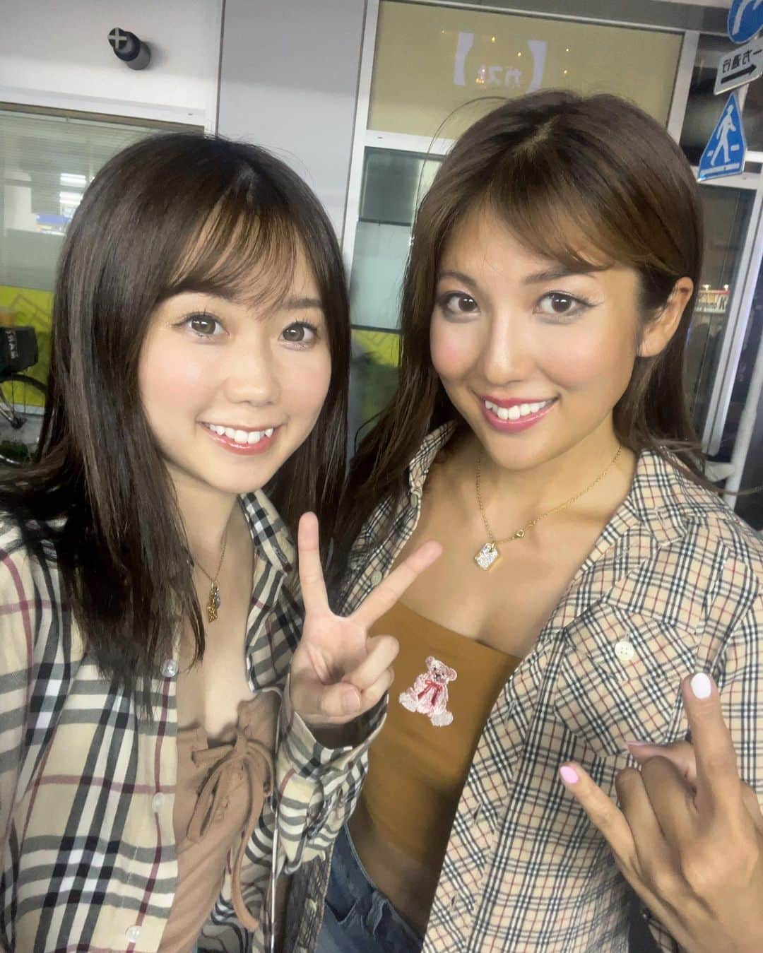 神谷麻美さんのインスタグラム写真 - (神谷麻美Instagram)「#双子 ちゃん💖🤘🥰🥰🤘💖✨️   #おやすみなさい 💖👼🏻🌕💖✨️」10月2日 0時10分 - asamice428