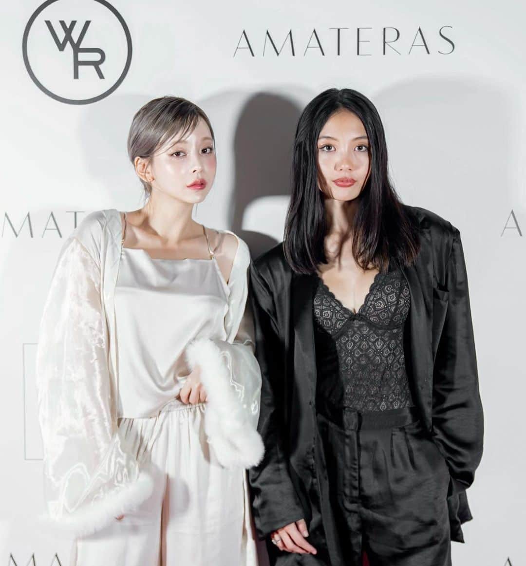 のインスタグラム：「AMATERAS FASHION NIGHT 🌙 I loved every moment of this night with the people, music, fashion, and just everything I imagined to create through the night was there. This show was our milestone to take us to the next stage as a brand, and I’m proud of my team to accomplish something like this and for how successful it was.   9/29は、東京一キラキラな夜をAMATERASが創り上げました🌙 ファッション、音楽、カルチャー、トレンドのリーダー達として活躍されるゲストの皆さん方を200名近くお招きし、AMATERAS初のファッションショーを東京のルーフトップバーで開催。  Gala dinner, Fashion show, Cocktail Party, Night out at the after party と一夜を通してAMATERASのライフスタイルを提案。ナイトウェアxナイトライフをコンセプトに、ナイトウェアにヒールなどを合わせる新しいAMATERASスタイリング提案をショーを通して見せたり、ゲストの方達ものスタイリングも要チェックです🥹  ゲストモデルでは韓国からテリちゃんが登場したり、アーティストパフォーマンスでは私のお姉ちゃんの様な存在でもあるすみれに歌ってもらったり、出る側も参列側もこの会場にいる方々全てが、心と心で繋がっているような、暖かい不思議な空間でした。改めて、こんなにたくさんの方々に支えられるブランドを作れたことを自信に変えながら、凄いねって応援されるだけじゃなくて、応援してよかった！と思って貰えるよう、もっともっと皆さんに恩返しができるよう頑張ります。そしてここからの5年はファッションだけにこだわらず「和モダン」をどうよりコンセプトにし形にしていくか、色々な事を考えて進めているので、AMATERASの成長をこれからも楽しみに見ていてください✨  #amaterasjapan #amfn23」