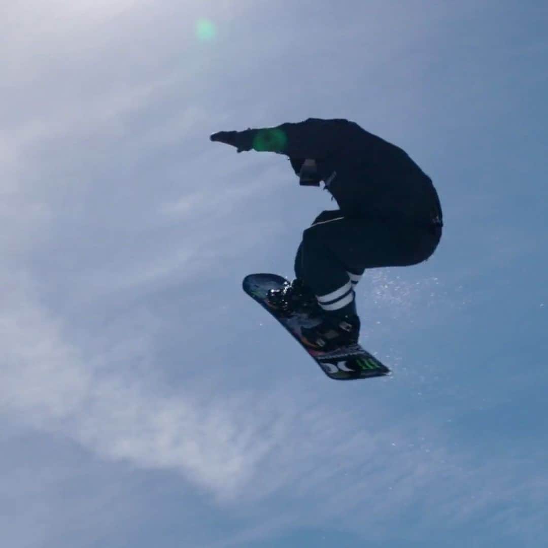 hurleyのインスタグラム：「Suit up for snow days with the Chill Zone Collection, now live at hurley.com❄️」
