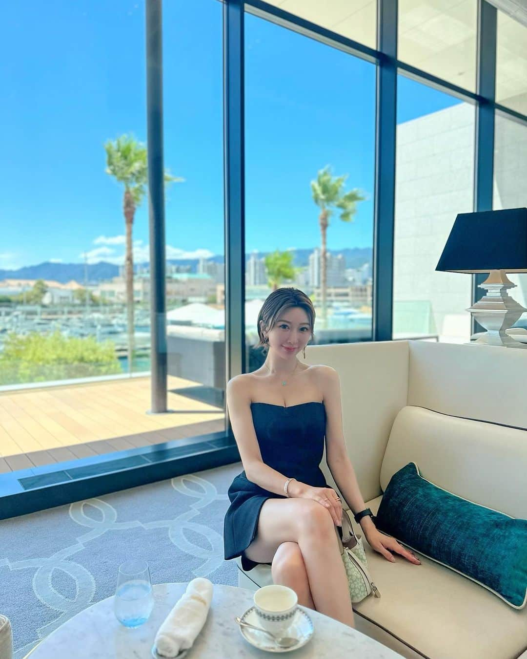 JUNKO（飯田順子）さんのインスタグラム写真 - (JUNKO（飯田順子）Instagram)「夏の思い出💛 ・ 南国🏝️気分を感じさせてもらいました😊 京都、芦屋、大阪に☺️ ・ 芦屋で美味しい中華屋さんみつけたので 東京にもお店つくって欲しい😋 ・ #芦屋ベイコート倶楽部 #芦屋#ashiya  #関西旅行 #旅行記 #旅行好きな人と繋がりたい #旅行好き #夏の思い出#フェラガモ#ferragamo」10月2日 0時54分 - jun__ko_