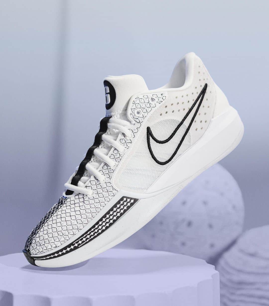 Foot Lockerのインスタグラム：「Stay attached to the court 🧲   The Nike Sabrina 1 'Magnetic' is now available in limited sizing online.」