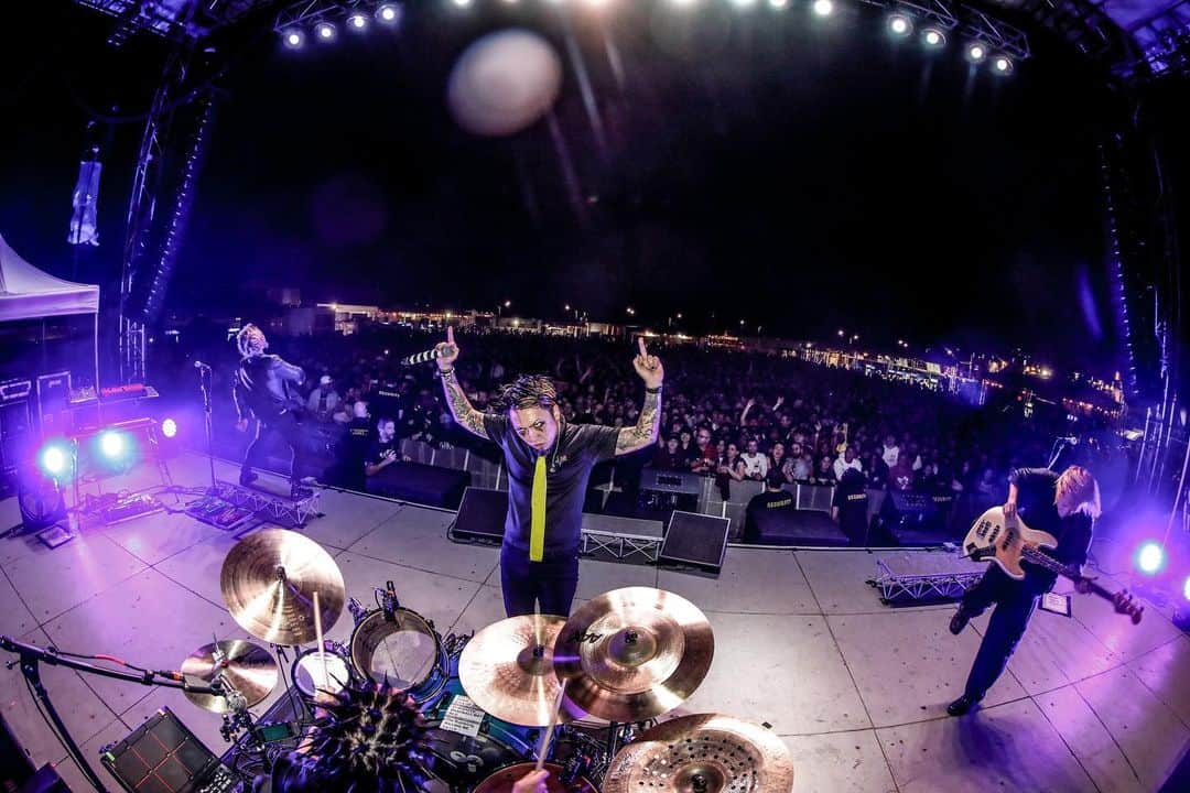 MAH さんのインスタグラム写真 - (MAH Instagram)「#JACKPOTJUICER US TOUR Day 23 at The Stone Pony Summer Stage Asbury Park, NJ.  #SiM #SiMUSTOUR #PLAYDEAD  📷 @koheisuzukiphoto」10月2日 2時40分 - mahfromsim