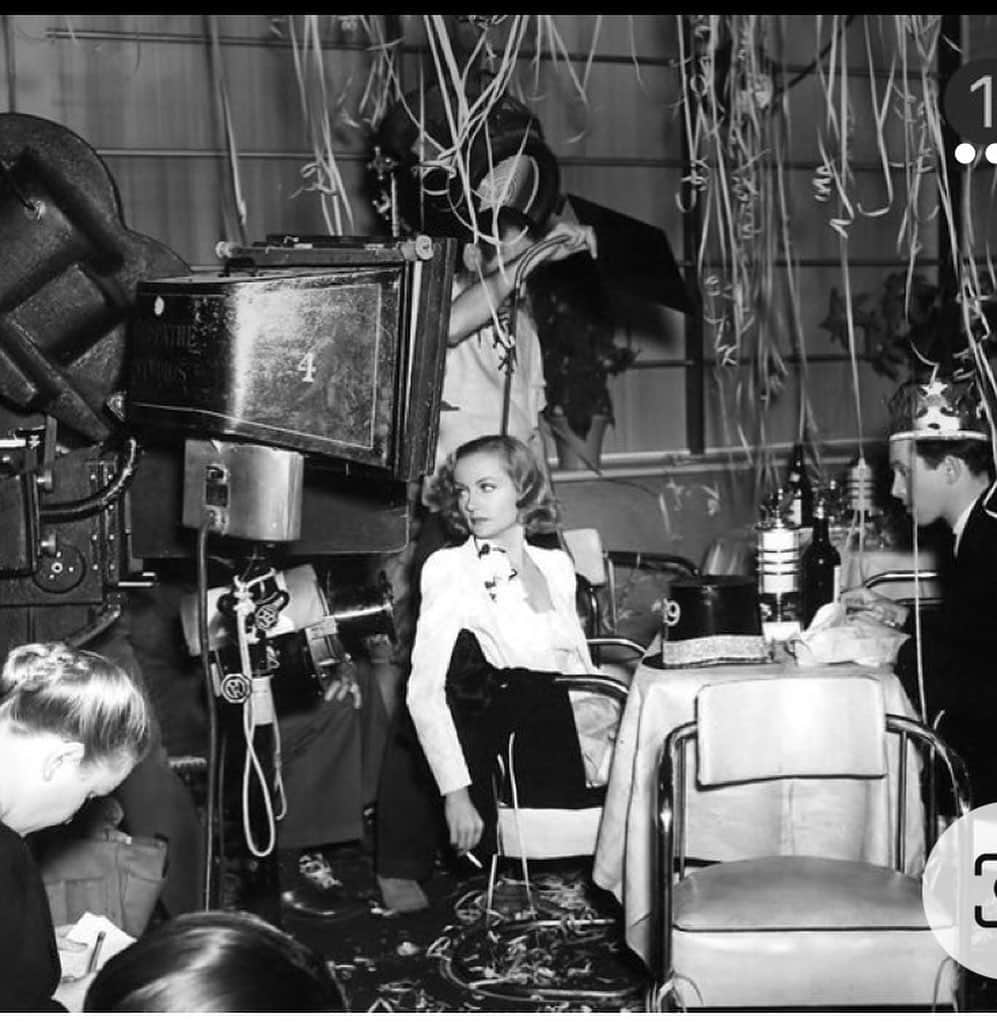 ナンシー・マイヤーズさんのインスタグラム写真 - (ナンシー・マイヤーズInstagram)「More Behind the Scenes from films you all know. The last photo is my favorite. Director Ernst Lubitsch directing Jimmy Stewart and Margaret Sullavan (in Shop Around The Corner) from under a table. I can’t figure out why he was under the table but I assume it was the best way to get to them even with a cigar in his mouth. 🎬」10月2日 2時49分 - nmeyers