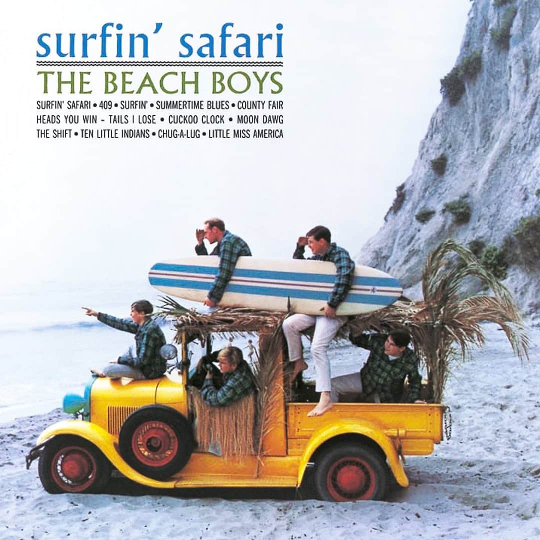 ブライアン・ウィルソンのインスタグラム：「Today in 1962, The Beach Boys released their debut album, Surfin’ Safari. During the sessions, Brian fought for, and won, the right to helm the production - an unprecedented move at the time. However, the official production credit went to Nick Venet. Brian wrote or co- wrote nine of it’s 12 tracks, which peaked at No. 32 on the album charts. Hits included the title track, “409” and “Surfin.’” What’s your favorite track? #1962 @thebeachboys #surfin #surfinsafari」