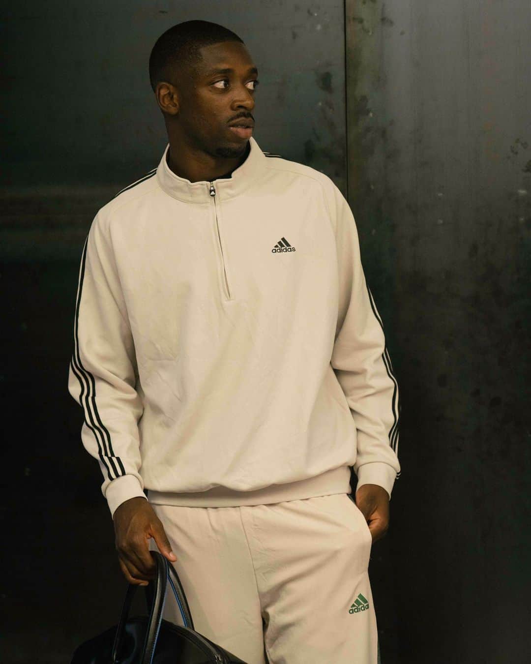 ウスマン・デンベレさんのインスタグラム写真 - (ウスマン・デンベレInstagram)「Embracing Sport and Culture 🌍⚽ #adidasOriginals #1000Originals #Createdwithadidas」10月2日 3時20分 - o.dembele7