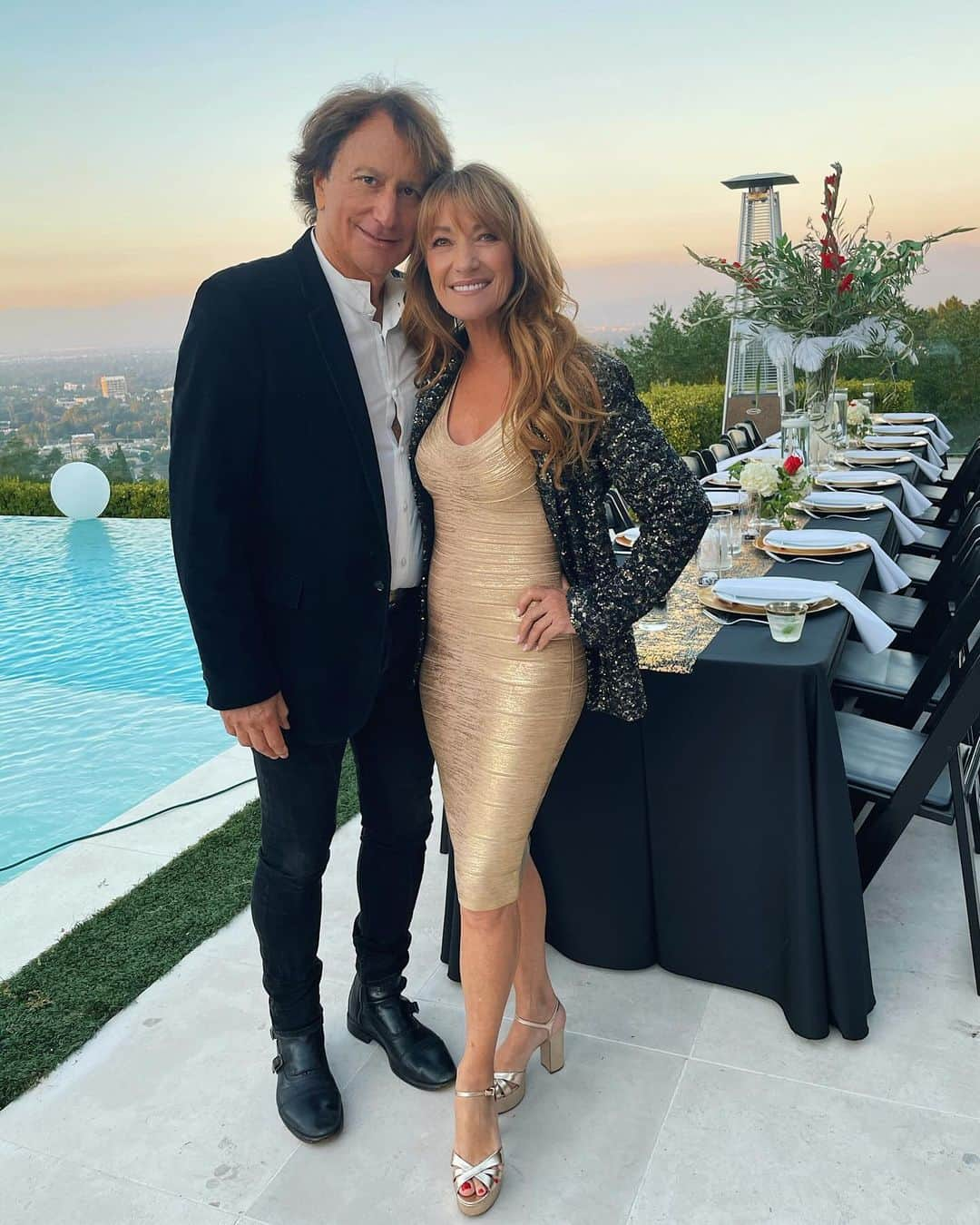 ジェーン・シーモアさんのインスタグラム写真 - (ジェーン・シーモアInstagram)「I’ve never been happier. 🥰」10月2日 3時21分 - janeseymour