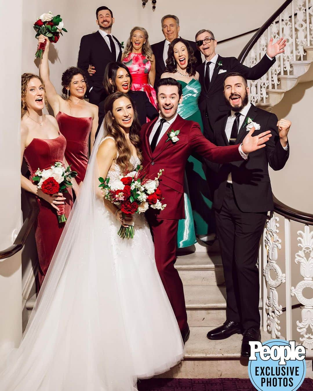 ブレンダン・ロビンソンさんのインスタグラム写真 - (ブレンダン・ロビンソンInstagram)「We had such an incredible wedding celebration surrounded by our closest family and friends!  Thank you @people magazine for covering our big day!  Check out the link in my bio to read all about the festivities.  I love you to the moon and back @hpugz! . . Wedding Officiated by @janelparrish  Wedding Dress by @justinalexander from @charlottesweddings  Groom’s Suit by @enzocustom  H & MU by @hairandmakeupbyclaudine Flowers by @scentsationalfloraldesigns  Wedding Planning by @createdbychristi  Photography by @carlelixirstudio  Bridesmaids Dresses by @jennyyoonyc  Tailoring by @everardsclothing Venue @monacodc  . . #wedding #bride #beautiful #groom #dc #washingtonwedding #washingtonweddingphotographer」10月2日 3時29分 - brendanrobinson