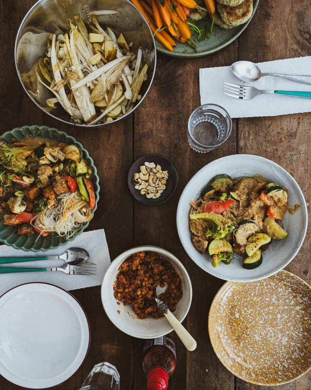 pinimariniさんのインスタグラム写真 - (pinimariniInstagram)「Tschüss September! Du warst ganz schön voller Arbeit, viel Familie, viele "das letzte Mal Eis essen", viel Sonne und 🌈. Hallo Oktober, ich freue mich auf Sweater Weather 🙌 . . . #cameraroll #september #autumn #herbst #herbstliebe #behindthescenes #foodphotography #lebenmitkindern」10月2日 3時46分 - _marinajerkovic_