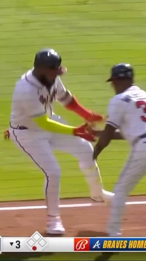 アトランタ・ブレーブスのインスタグラム：「Tie ballgame! 💥」