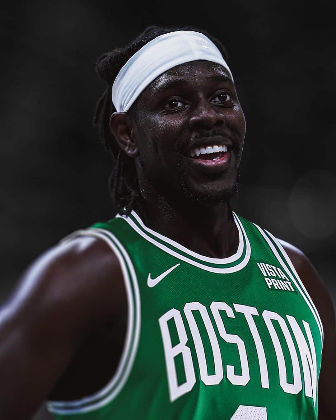 ボストン・セルティックスのインスタグラム：「The Holiday season came early this year ☘️ Welcome to Boston, @jrue_holiday11」