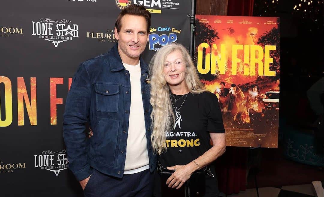 のインスタグラム：「Very proud My new film #ONFIRE -which was just released this weekend- Is the first film being released in theaters under the Sag-Aftra interim agreement. Very proud to have Sag-Aftras approval to promote a film where the producers supported their actors and signed off on all of our terms. As Sag-Aftra heads into negotiatins this week I hope the #AMPTP can follow suit. If smaller producers and independents can sign off on a fair contract they should too. #Sag-Aftra strong. Go see #OnFire today and support a film that supports their actors. @francesfisher @sagaftra @duncanci @ipic」