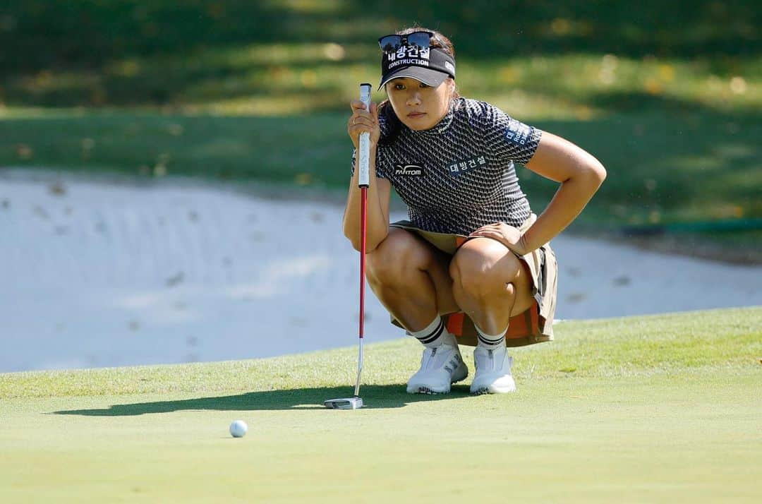 イ・ジョンウン6さんのインスタグラム写真 - (イ・ジョンウン6Instagram)「I felt good out there this week and had a great finish to the tournament😉 Can’t wait to started at my home course for next week’s tournament @ascendantlpga @golfclubsatthetribute」10月2日 6時35分 - __________6ix